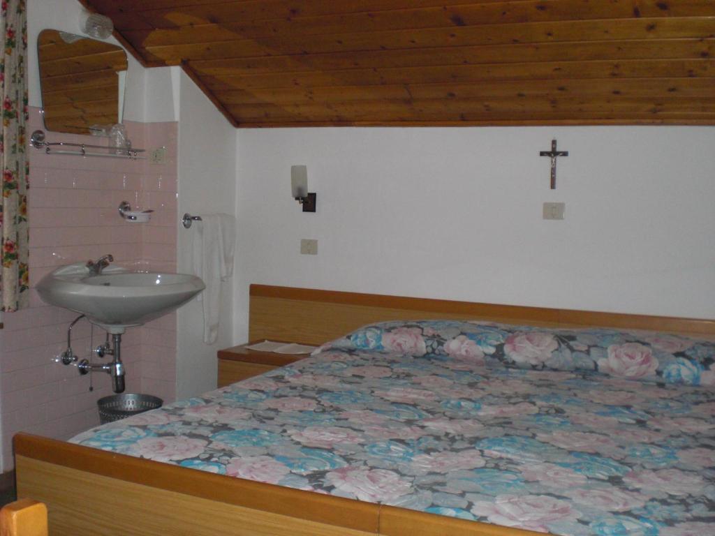 B&B Rosalpina Vigo di Fassa Pokoj fotografie